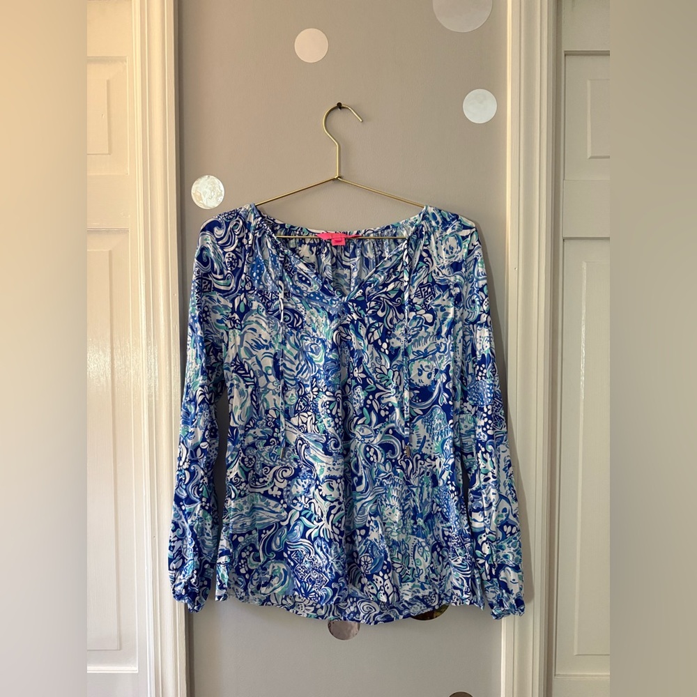 Lilly Pulitzer Blue and White Patterned Blouse